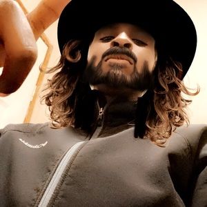 Meet your Posher, Yasmine